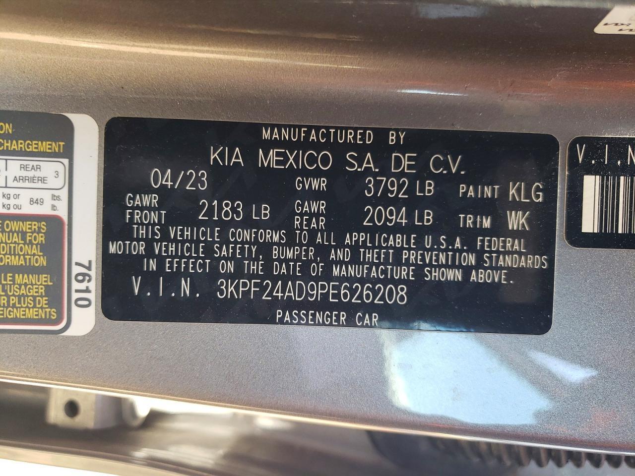 2023 Kia Forte Lxs - zdjęcie 12