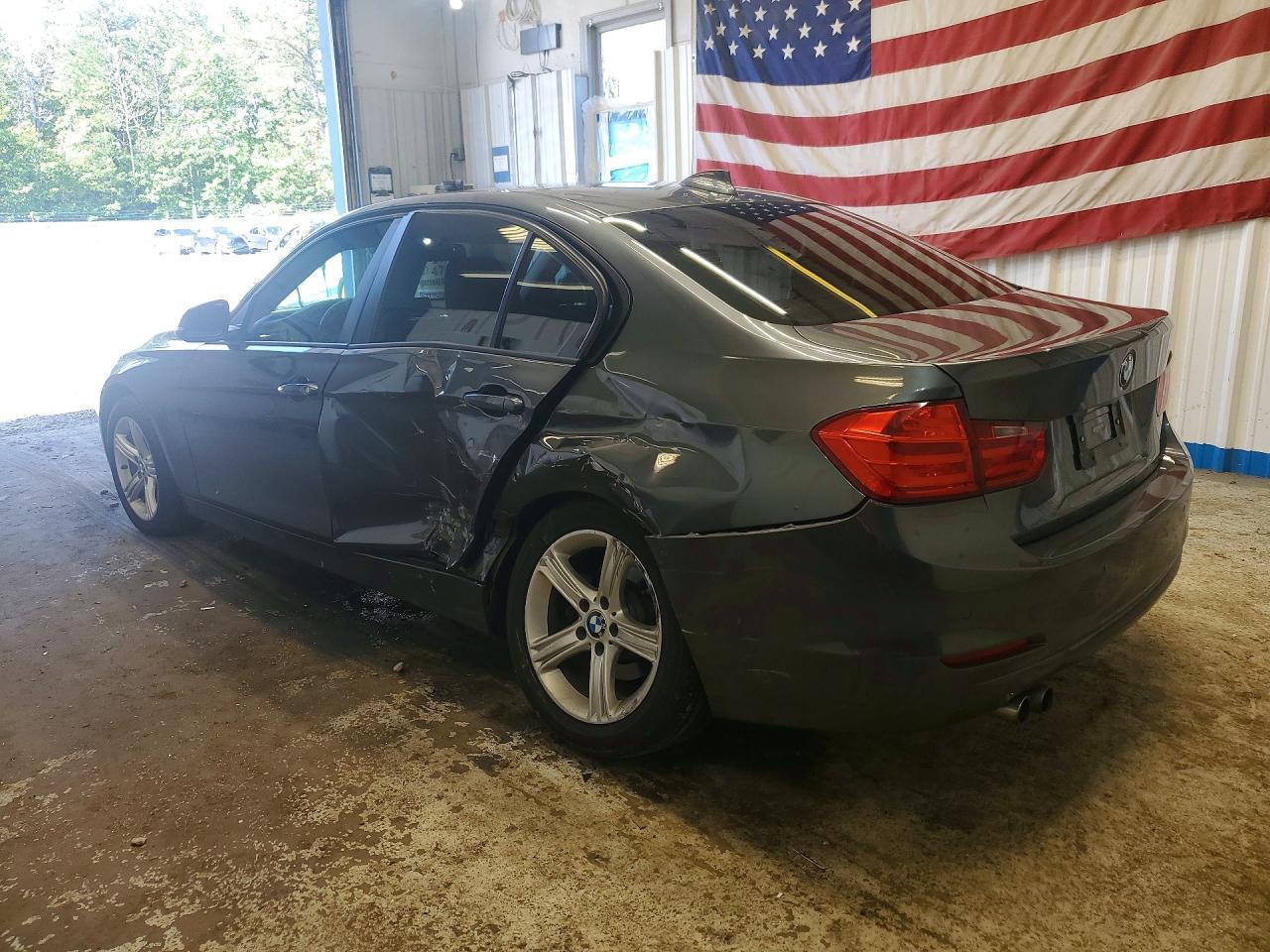 2014 BMW Seria 3 328i - zdjęcie 2