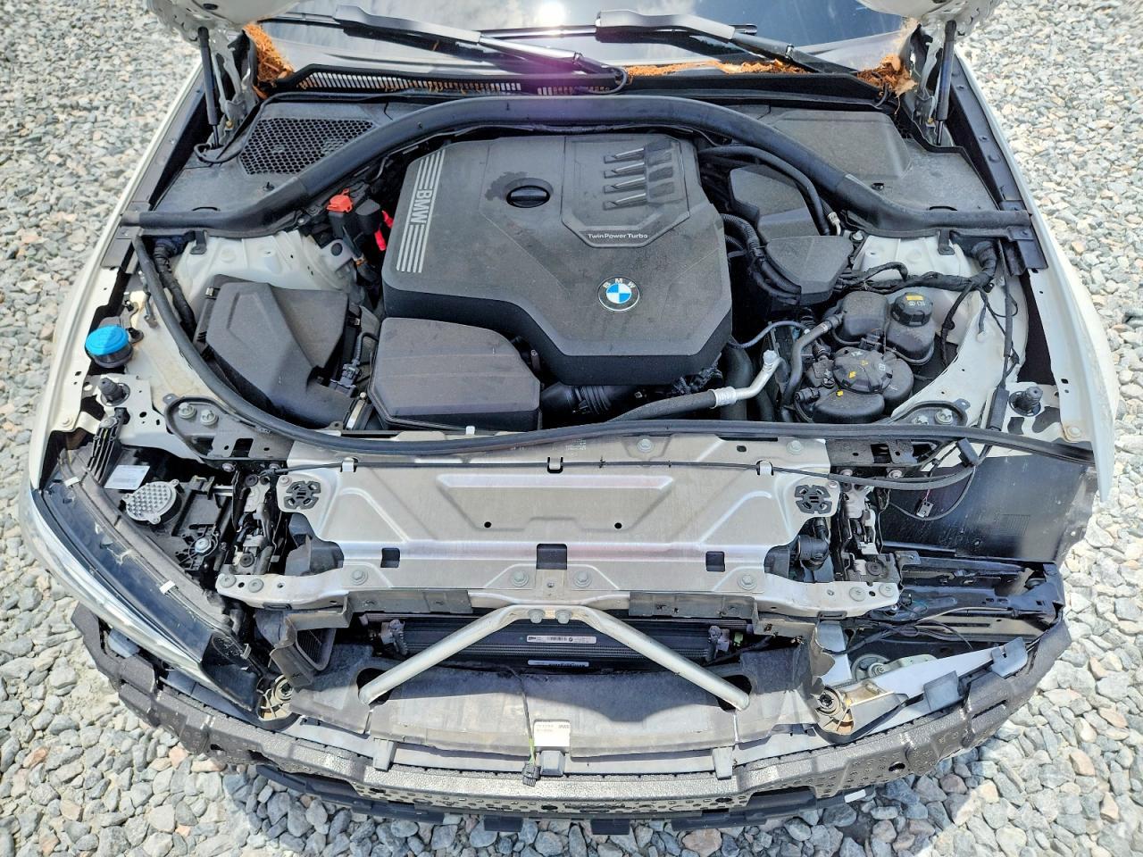 2021 BMW 330Xi - zdjęcie 11