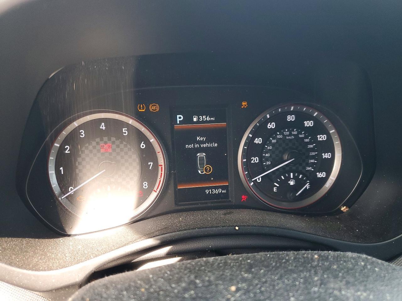 2020 Hyundai Veloster 2.0L Premium - zdjęcie 9