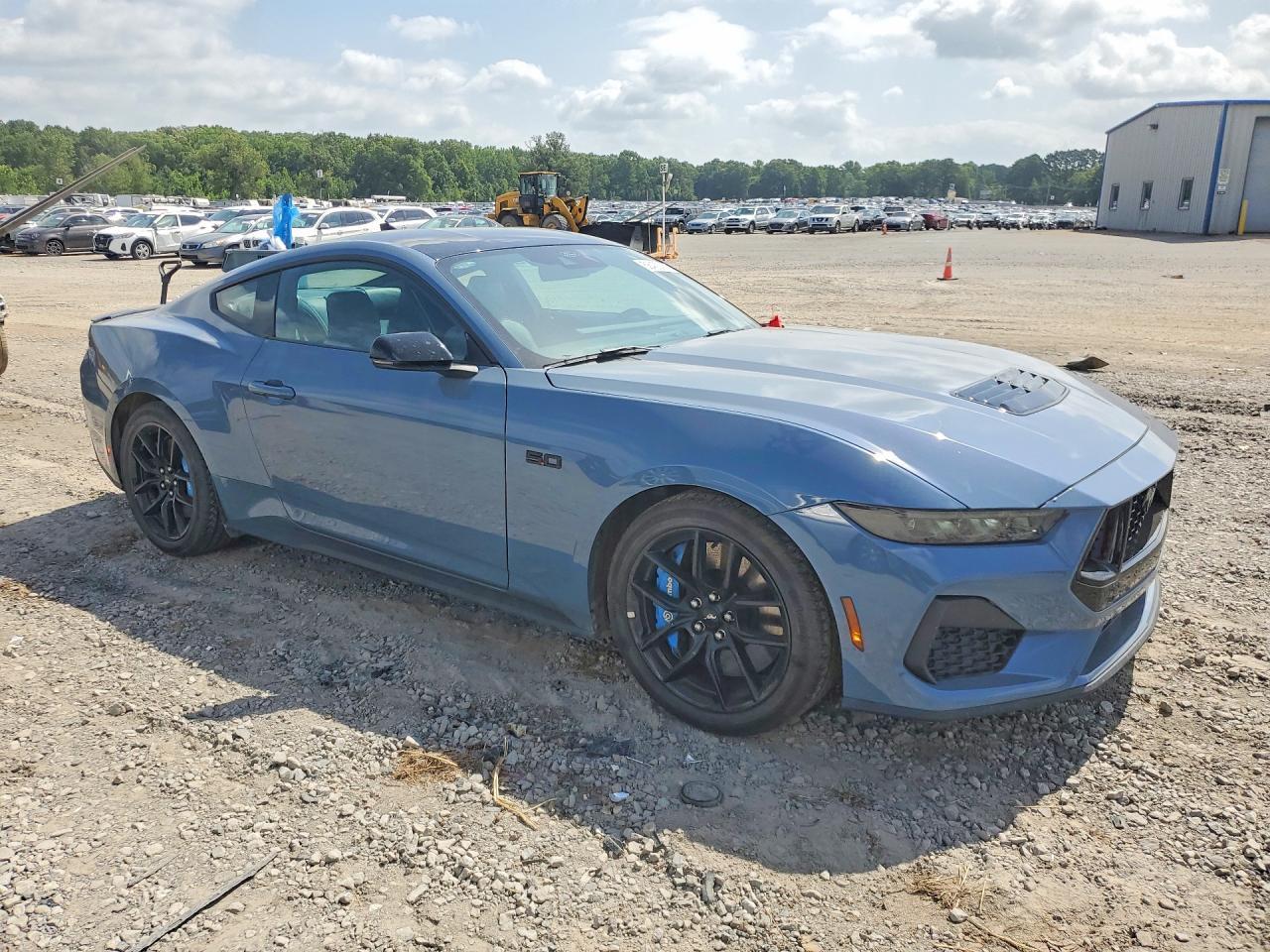 2024 Ford Mustang Gt - zdjęcie 4