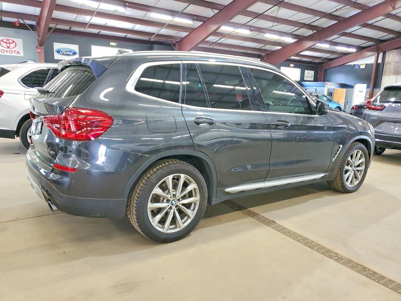2018 BMW X3 xDrive30I - zdjęcie 3