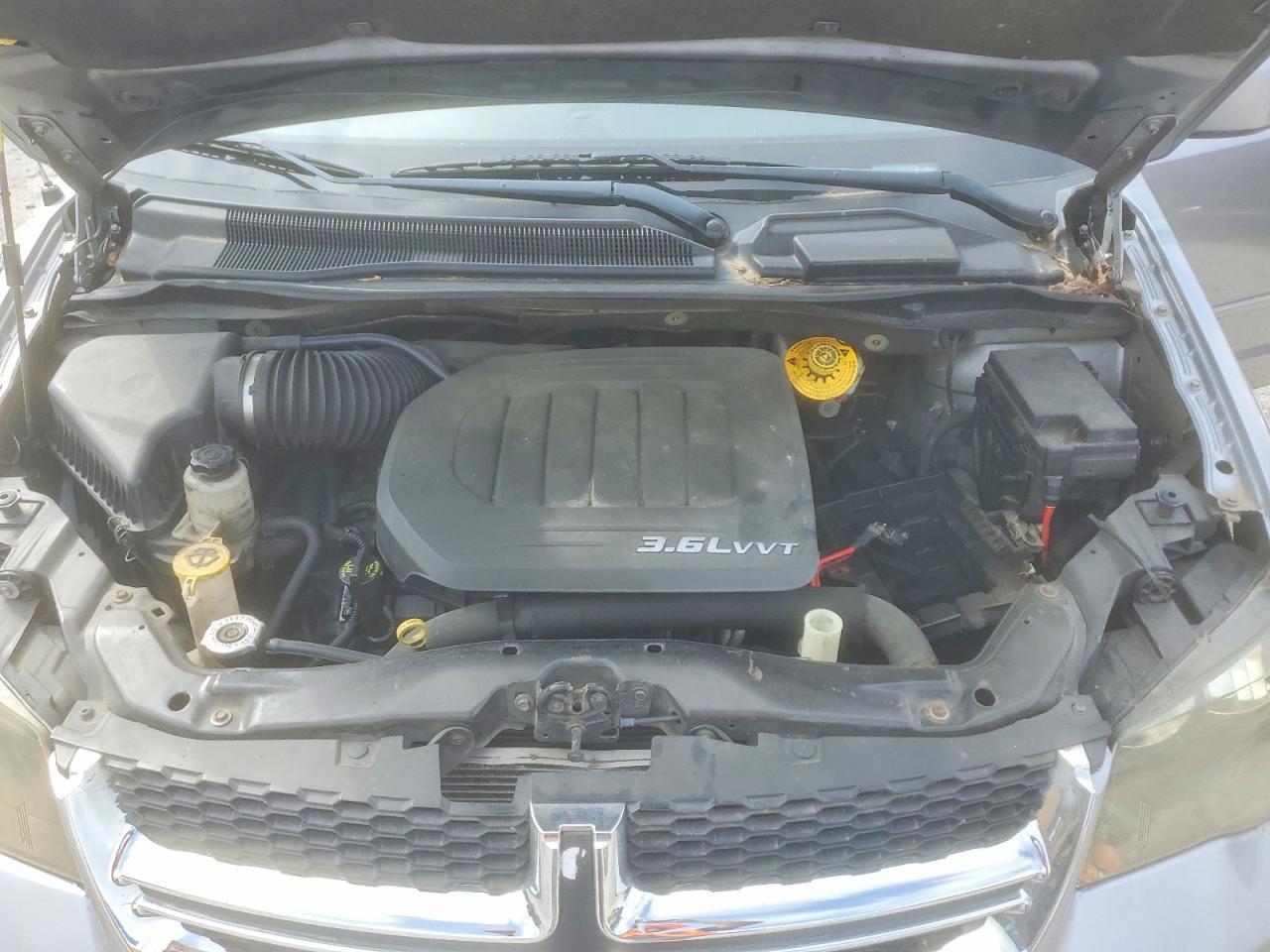 2016 Dodge Grand Caravan Sxt - zdjęcie 12