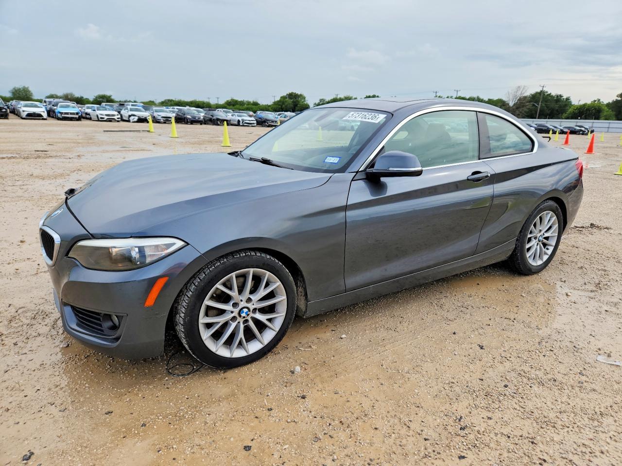2014 BMW 228 I - zdjęcie główne