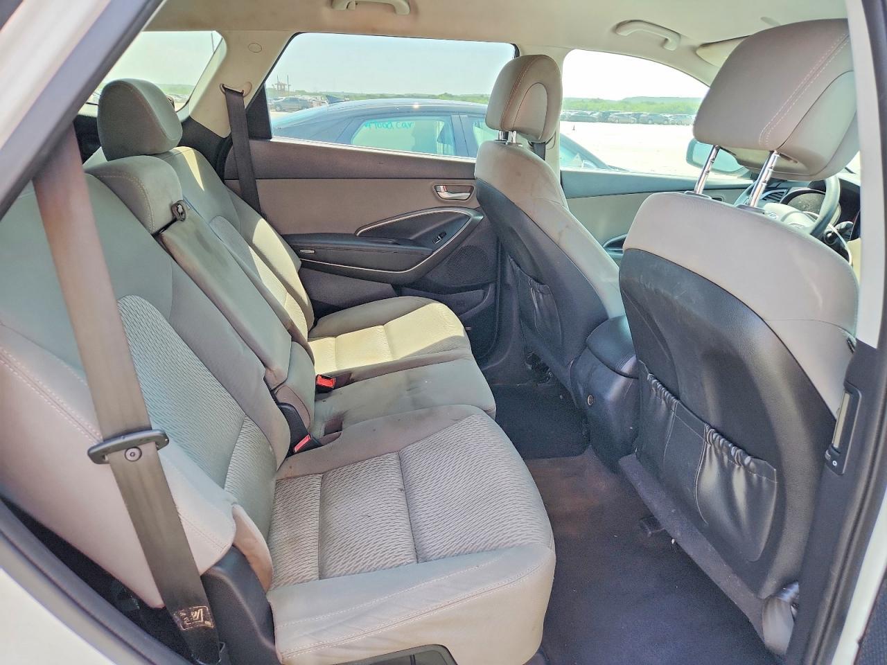 2016 Hyundai Santa Fe Se - zdjęcie 10