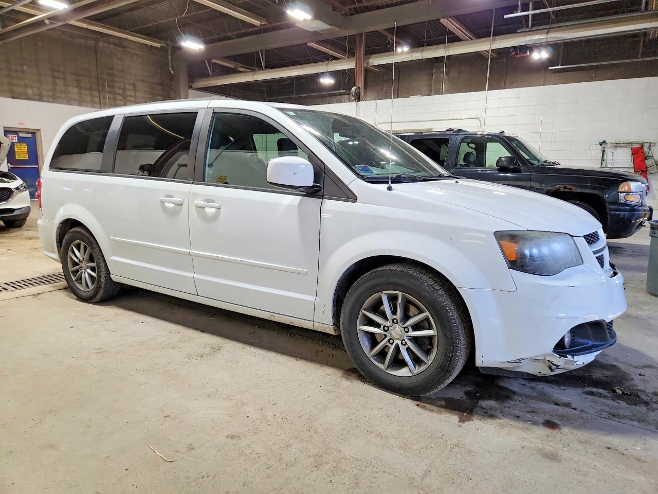 2014 Dodge Grand Caravan R - zdjęcie 4