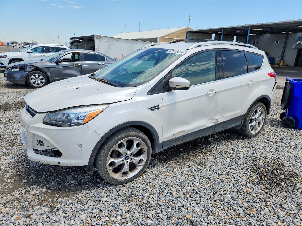 2013 Ford Escape Titanium - zdjęcie główne
