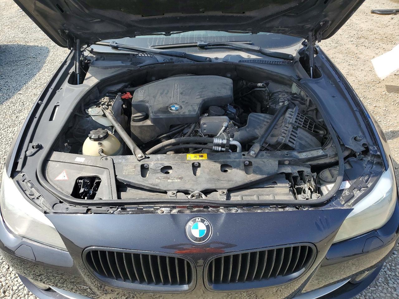 2013 BMW 528 I - zdjęcie 11
