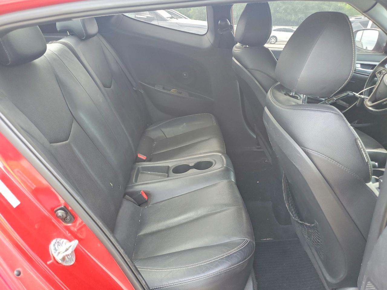 2013 Hyundai Veloster Turbo - zdjęcie 10