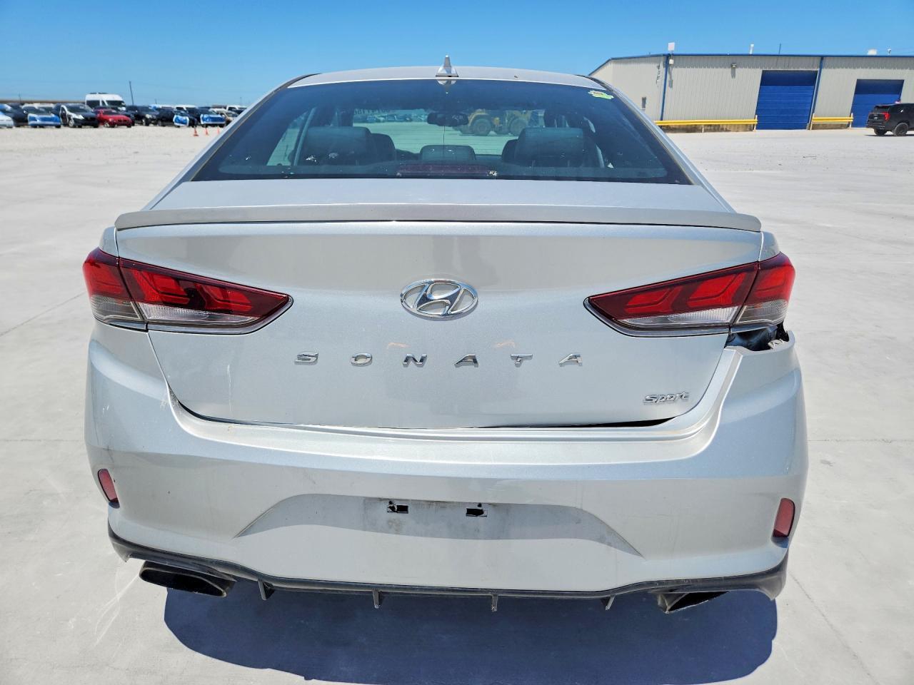 2018 Hyundai Sonata Sport - zdjęcie 6