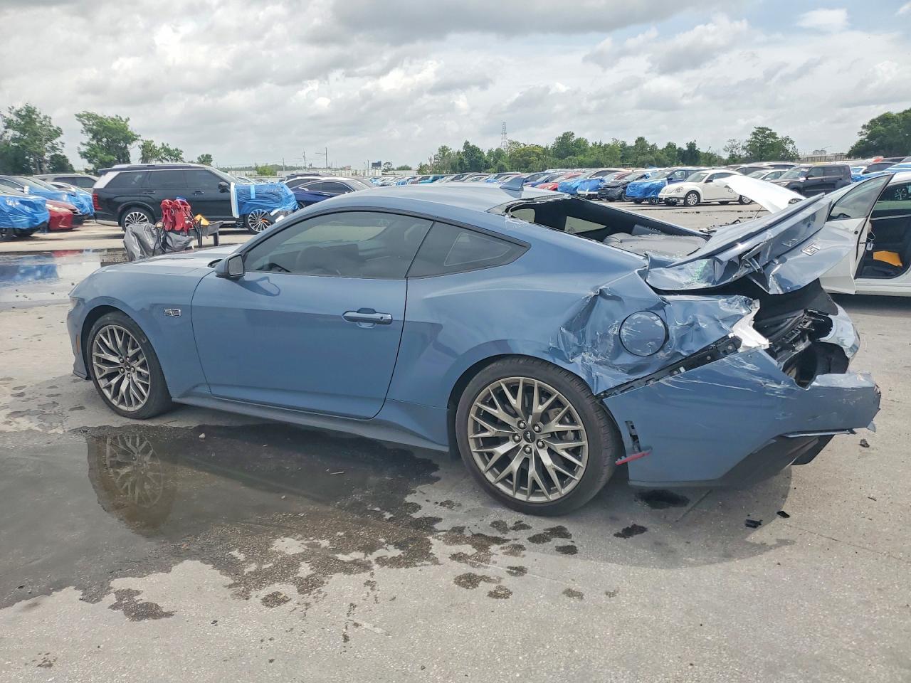 2025 Ford Mustang Gt - zdjęcie 2