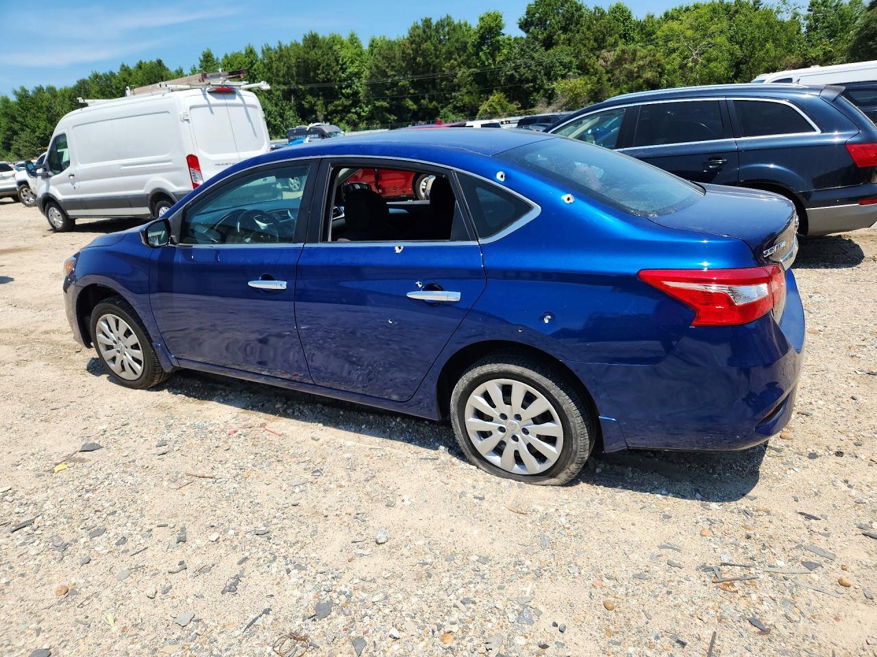 2017 Nissan Sentra S - zdjęcie 2