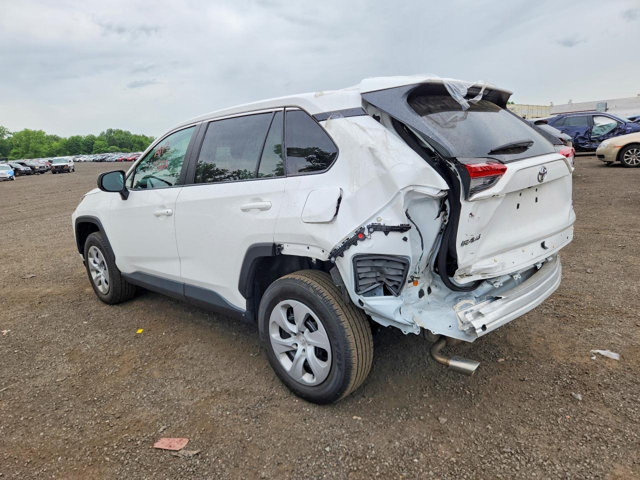 2024 Toyota Rav4 Le - zdjęcie 2