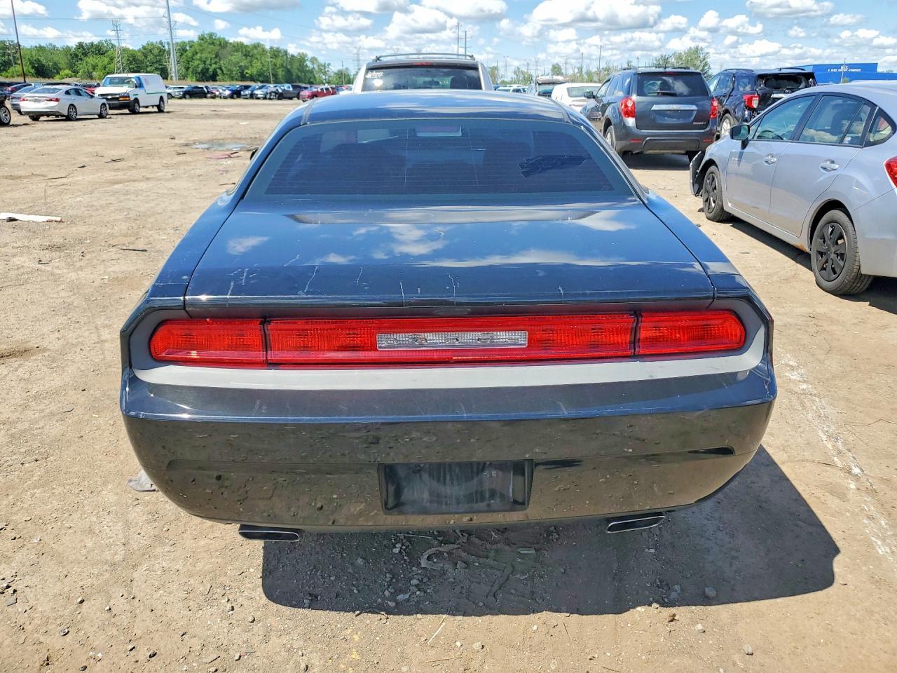 2014 Dodge Challenger Sxt - zdjęcie 6