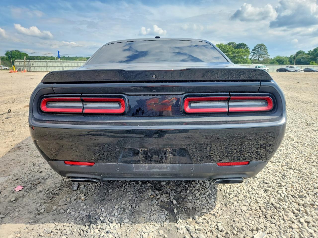 2022 Dodge Challenger R - zdjęcie 6