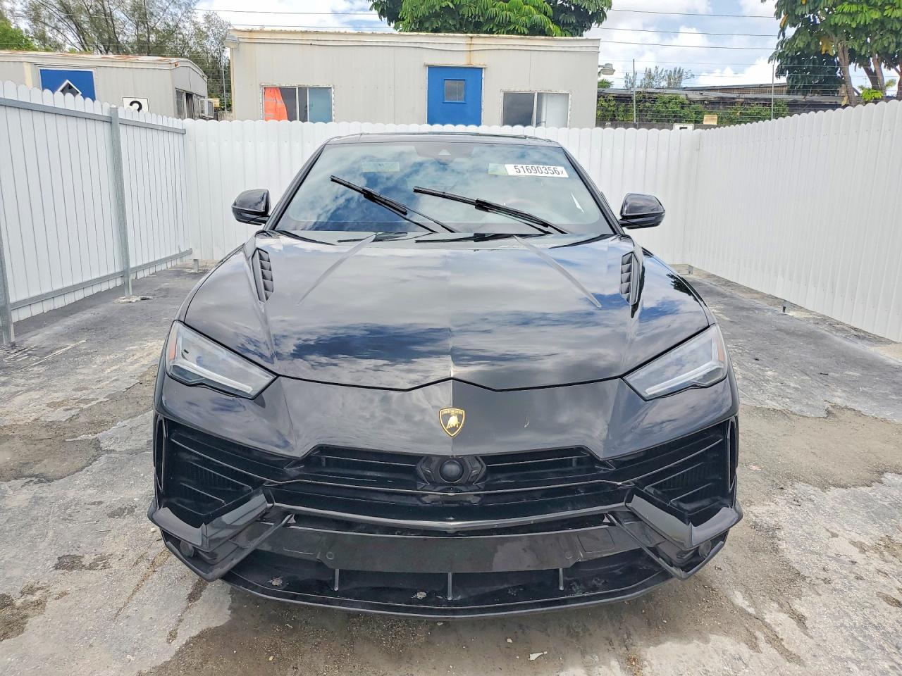 2023 Lamborghini Urus S - zdjęcie 5