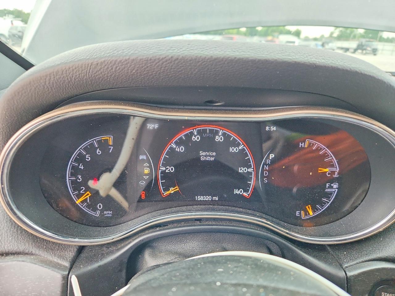 2015 Jeep Grand Cherokee - zdjęcie 9