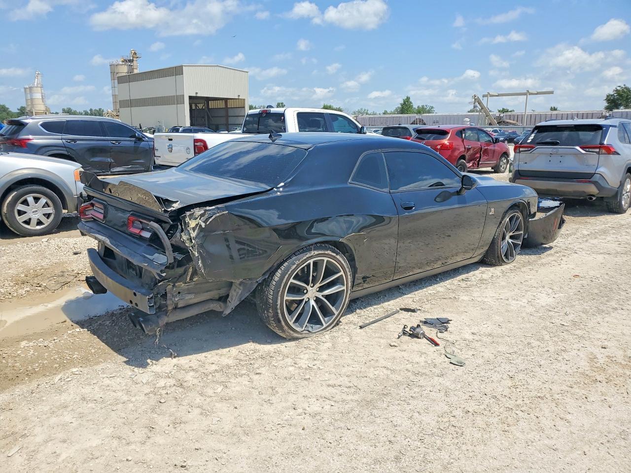 2015 Dodge Challenger R - zdjęcie 3