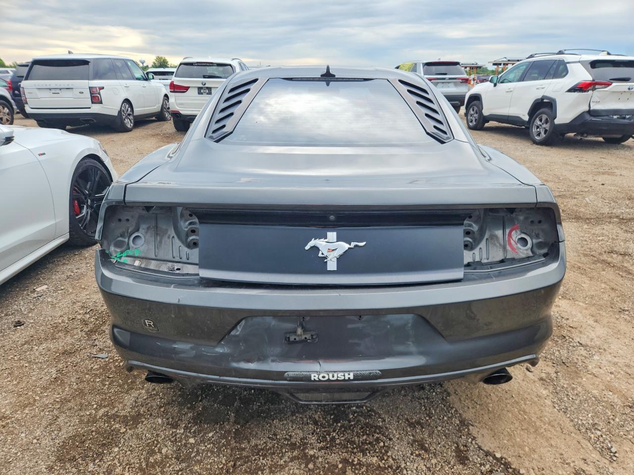 2015 Ford Mustang - zdjęcie 6