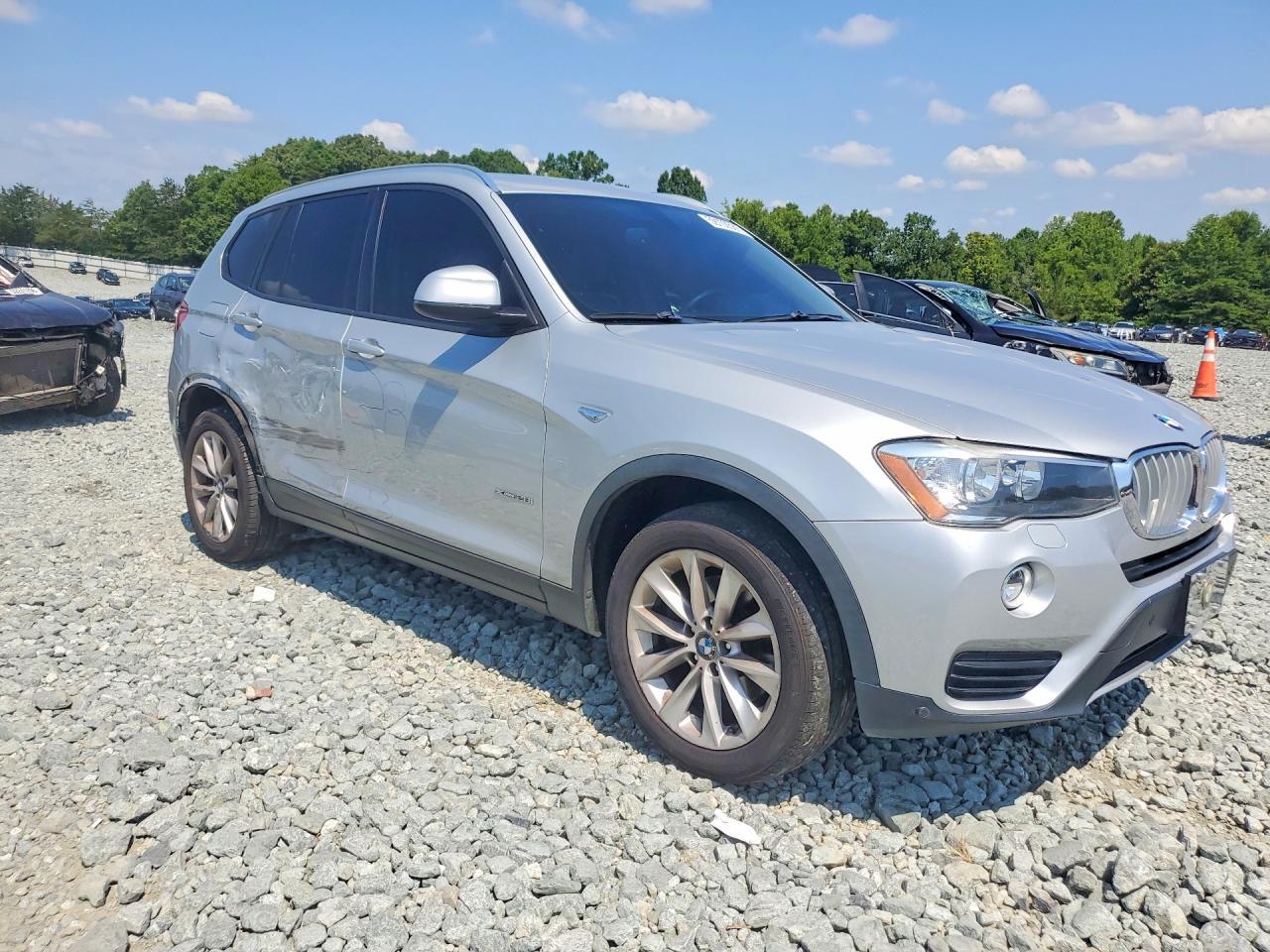 2016 BMW X3 xDrive28I - zdjęcie 4