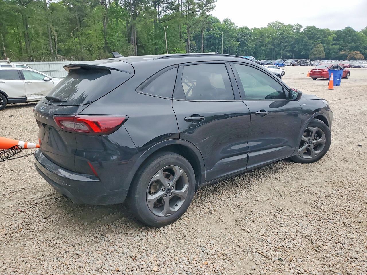 2024 Ford Escape St Line - zdjęcie 3
