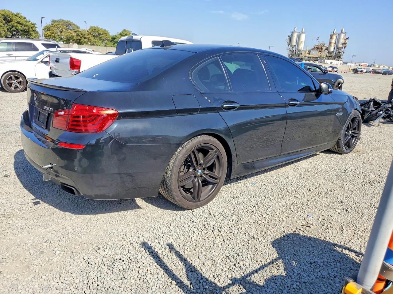 2016 BMW 550 I - zdjęcie 3