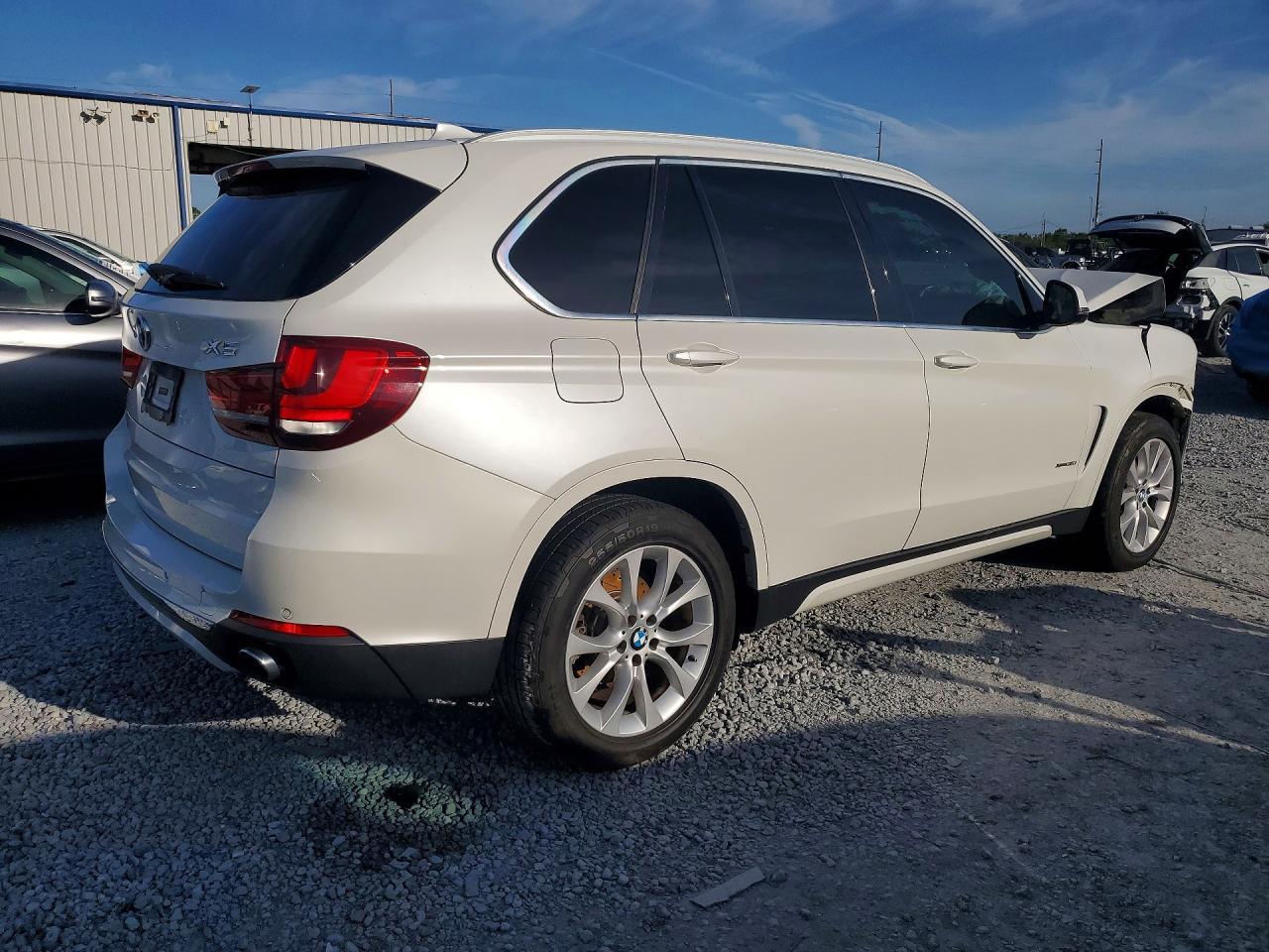 2014 BMW X5 xDrive35I - zdjęcie 3