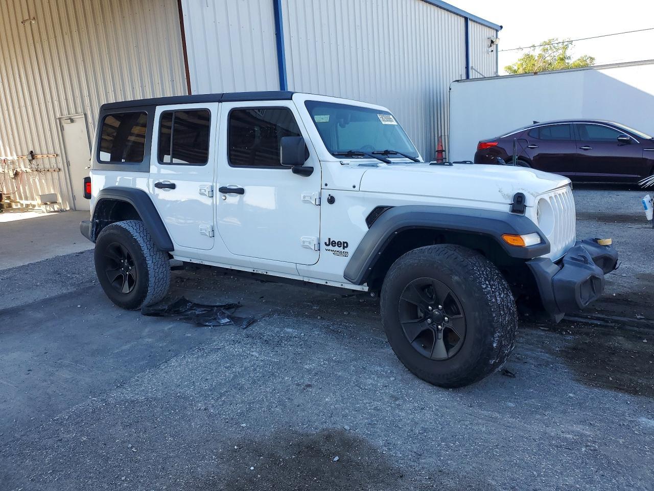 2021 Jeep Wrangler Unlimited Sport - zdjęcie 4