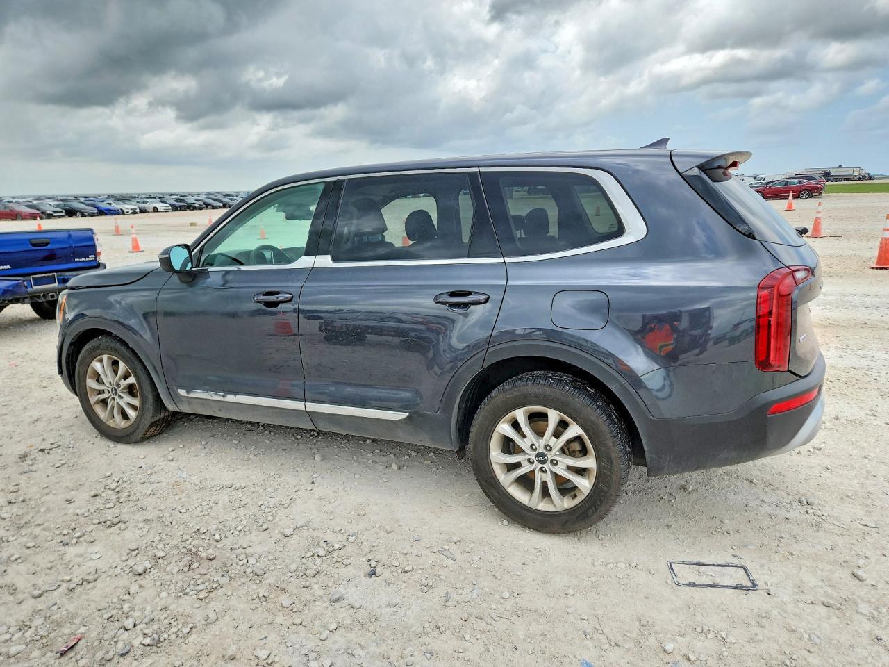 2022 Kia Telluride Lx - zdjęcie 2
