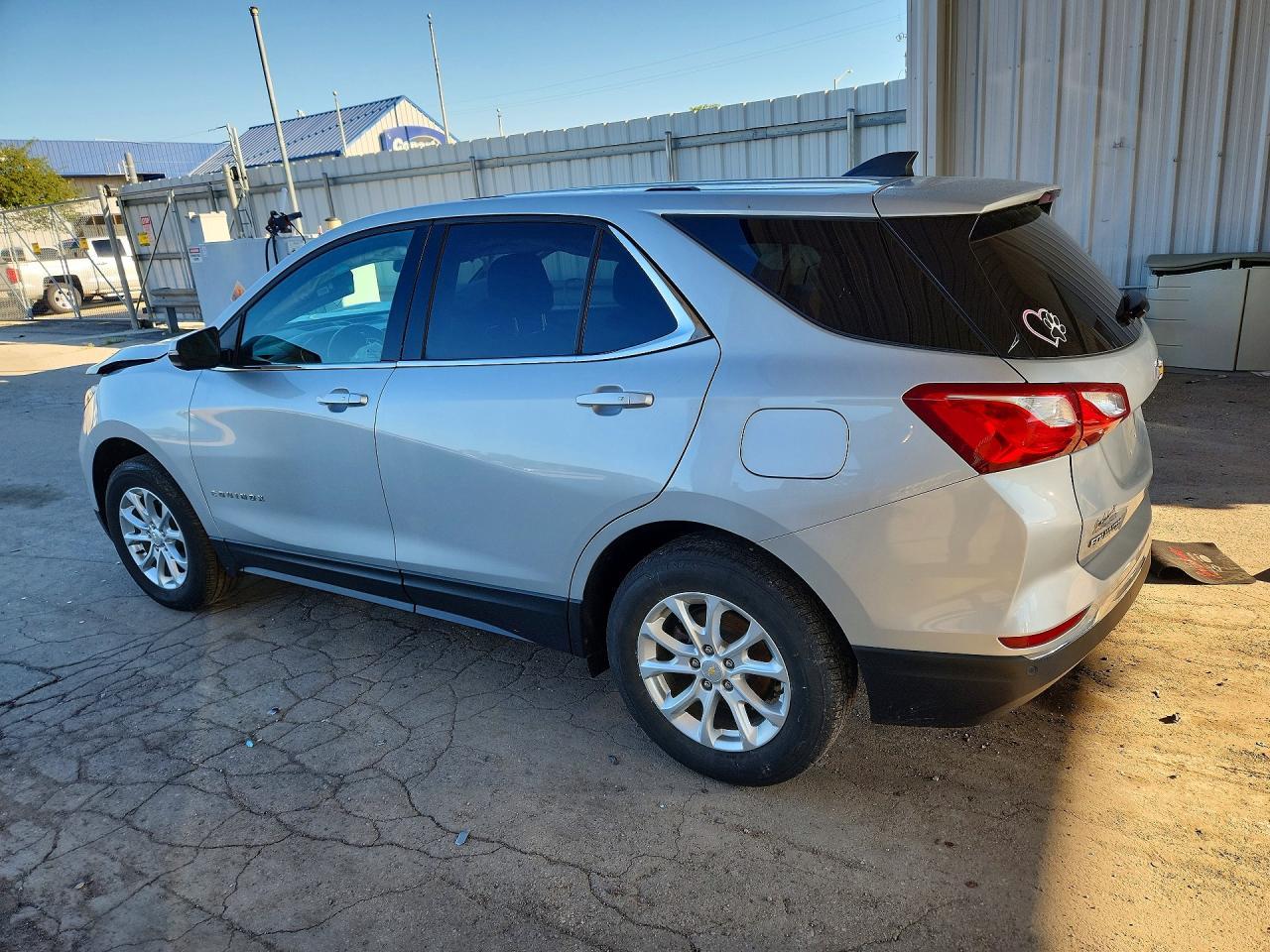 2018 Chevrolet Equinox Lt - zdjęcie 2