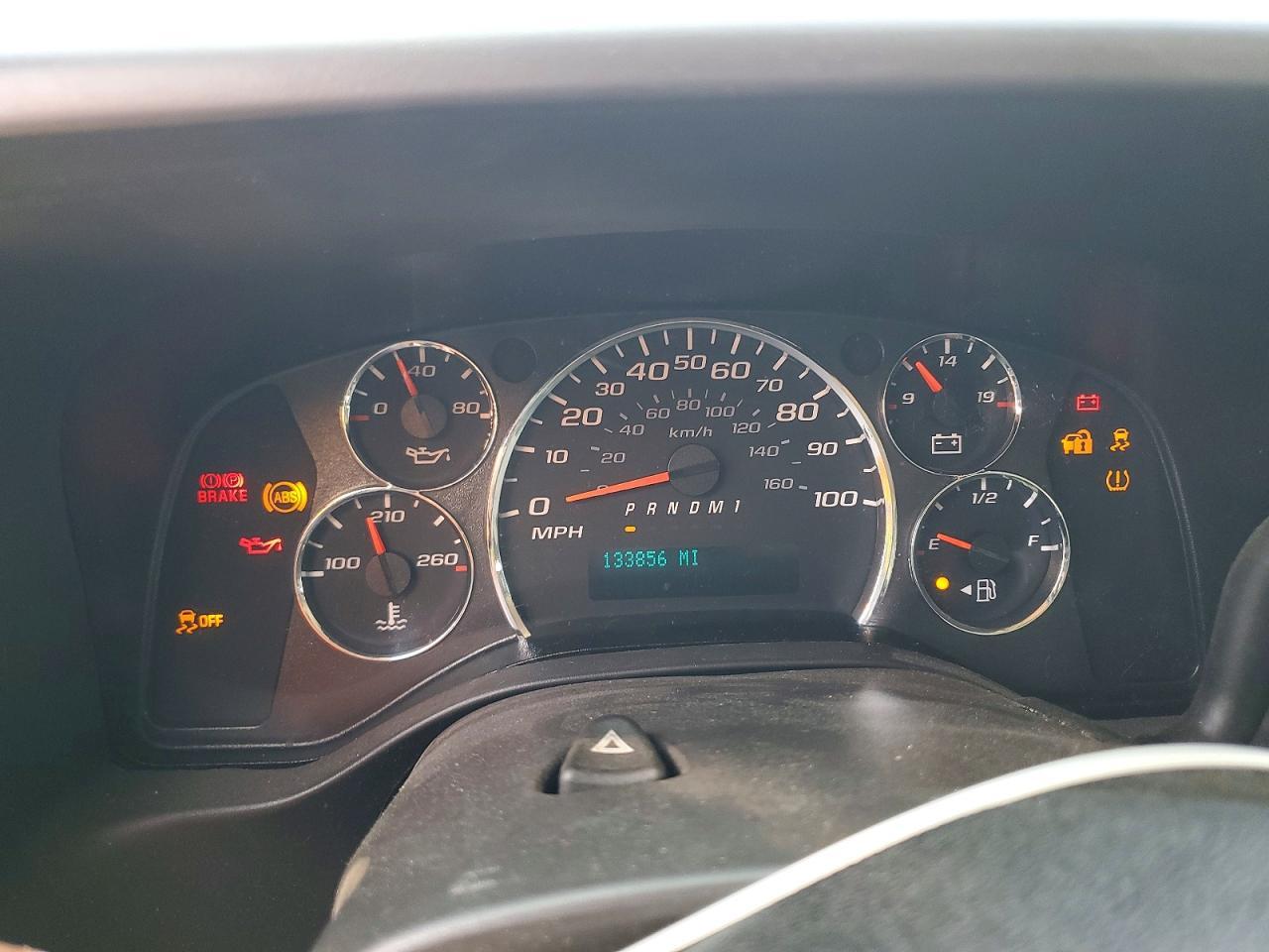 2017 GMC Savana G2500 - zdjęcie 9