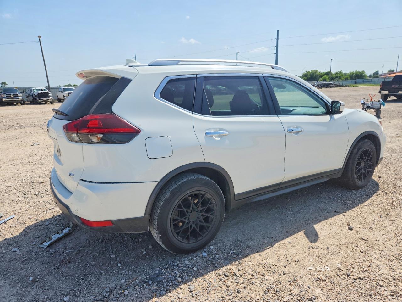 2019 Nissan Rogue Sv - zdjęcie 3