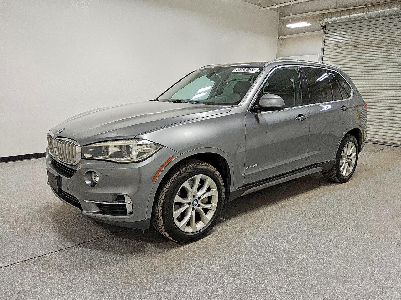 2015 BMW X5 xDrive50I - zdjęcie główne