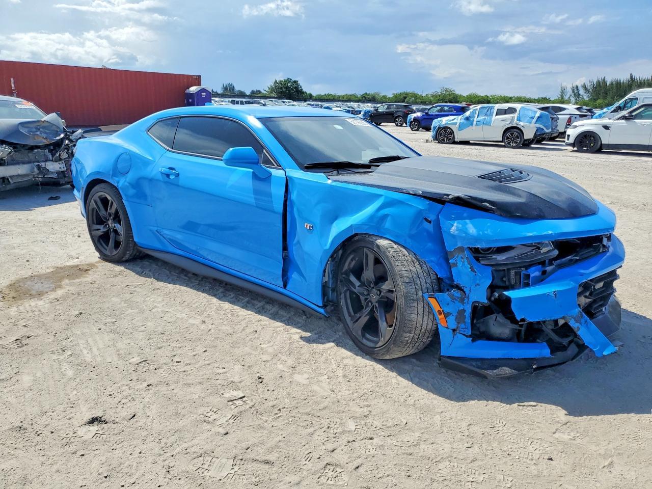 2022 Chevrolet Camaro Lt1 - zdjęcie 4