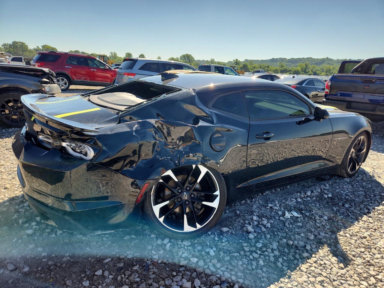 2021 Chevrolet Camaro Lt - zdjęcie 3