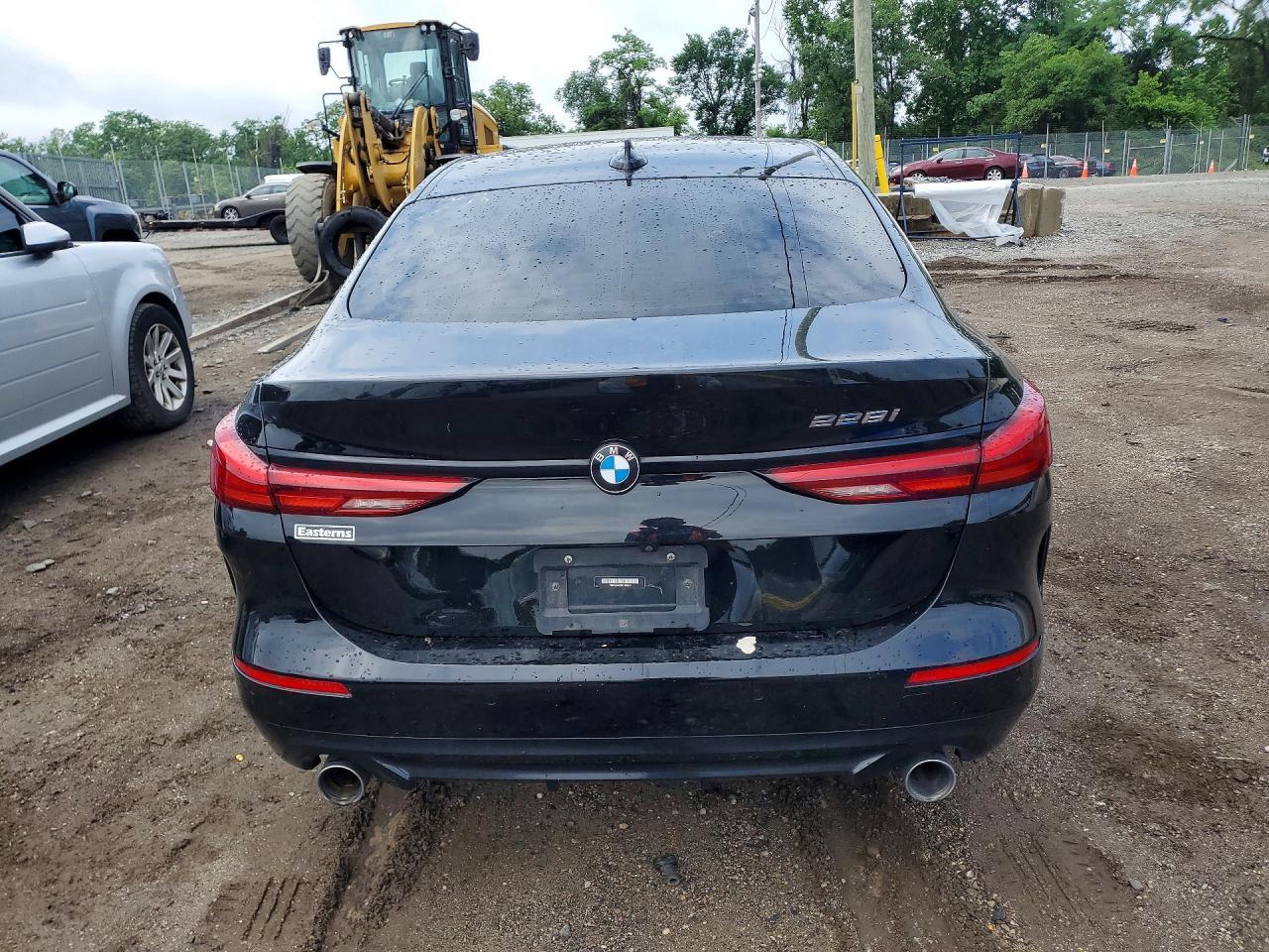 2022 BMW 228I - zdjęcie 6