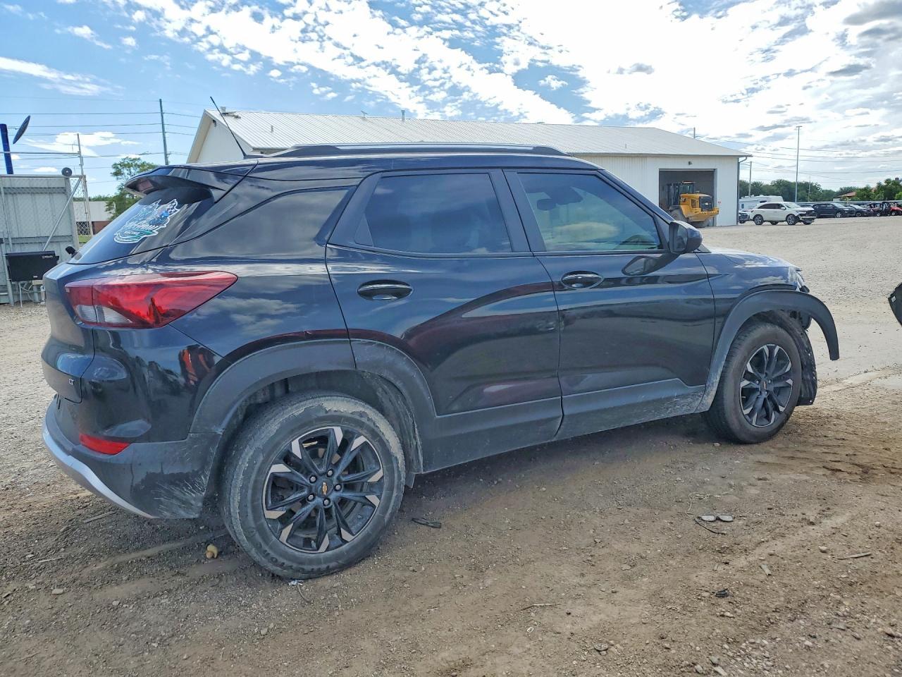2022 Chevrolet Trailblazer Lt - zdjęcie 3