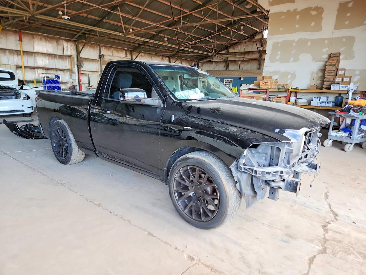 2019 Ram 1500 Classic Tradesman - zdjęcie 4