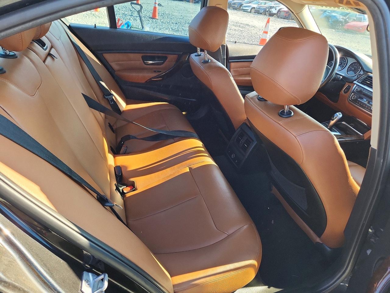 2013 BMW Seria 3 328i - zdjęcie 10