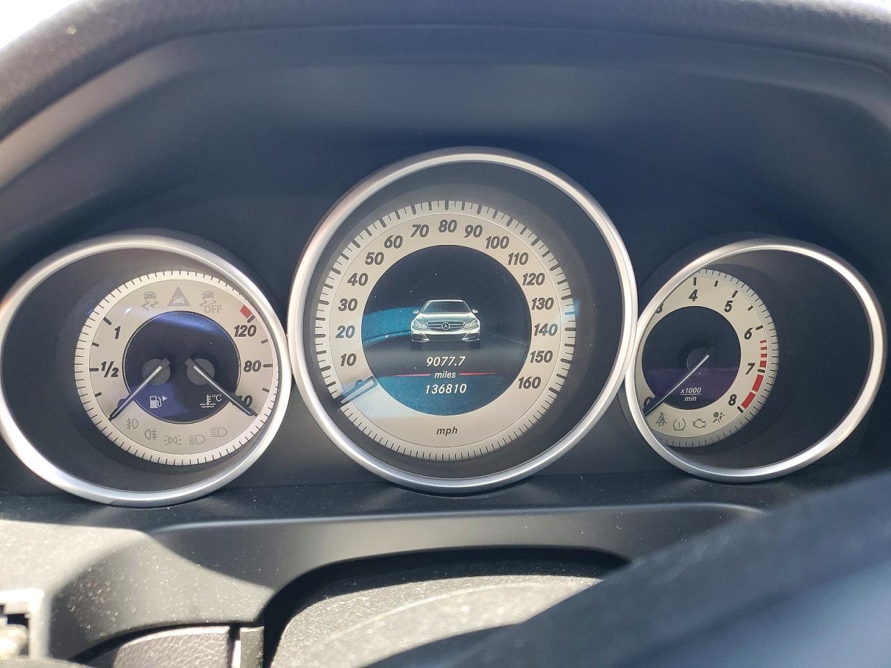 2016 Mercedes-Benz E 350 - zdjęcie 9