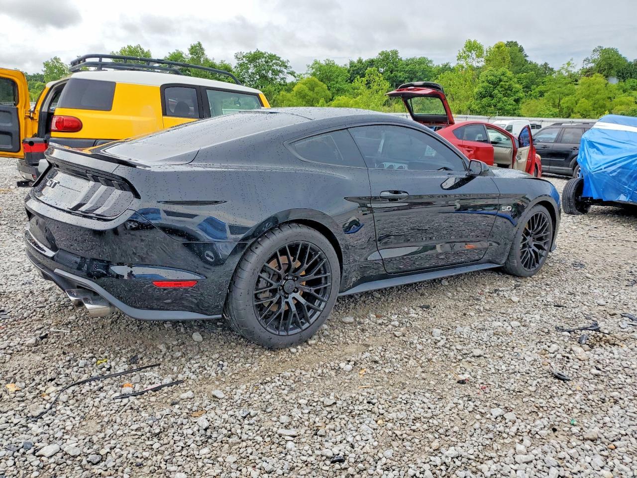 2018 Ford Mustang Gt - zdjęcie 3