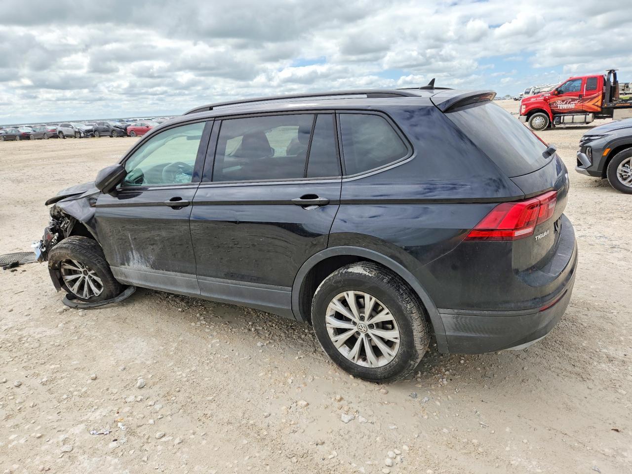 2020 Volkswagen Tiguan S - zdjęcie 2