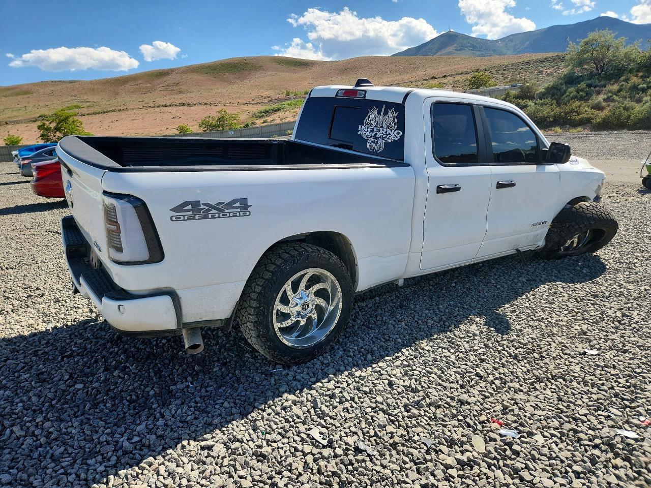 2022 Ram 1500 Tradesman - zdjęcie 3