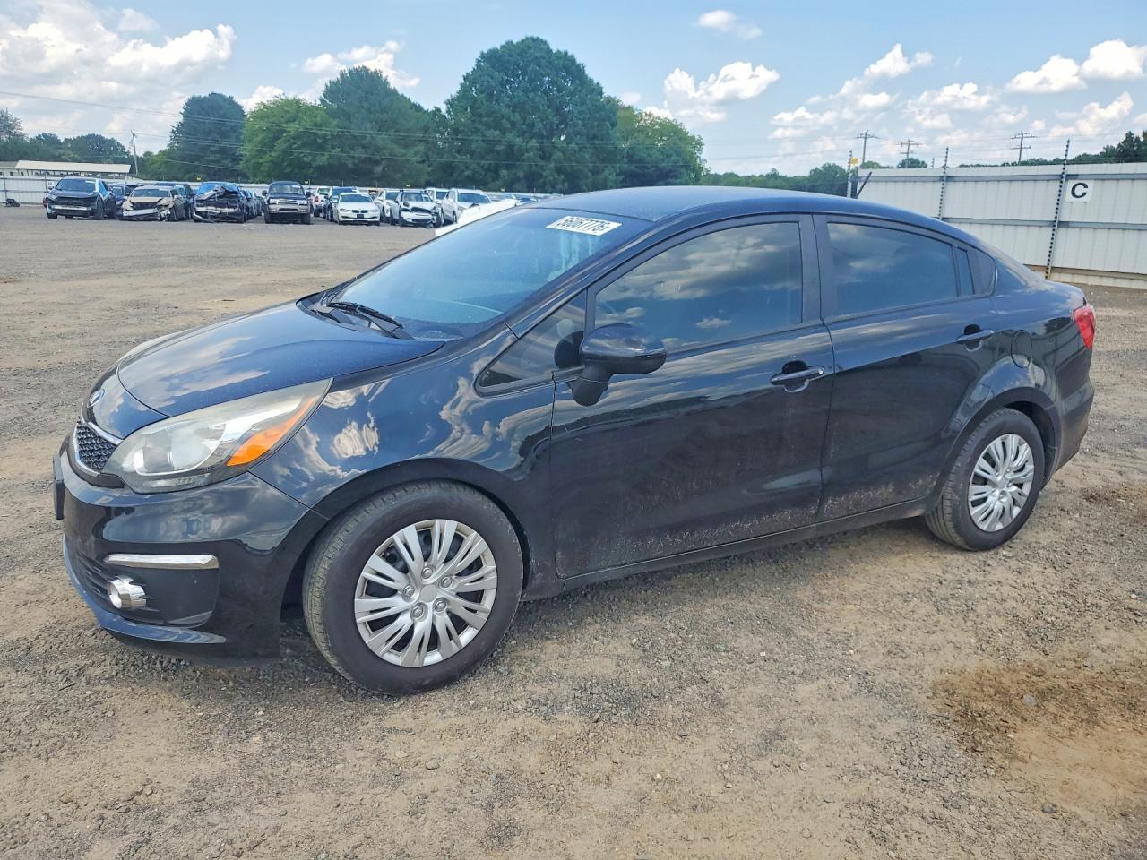 2016 Kia Rio Ex - zdjęcie główne