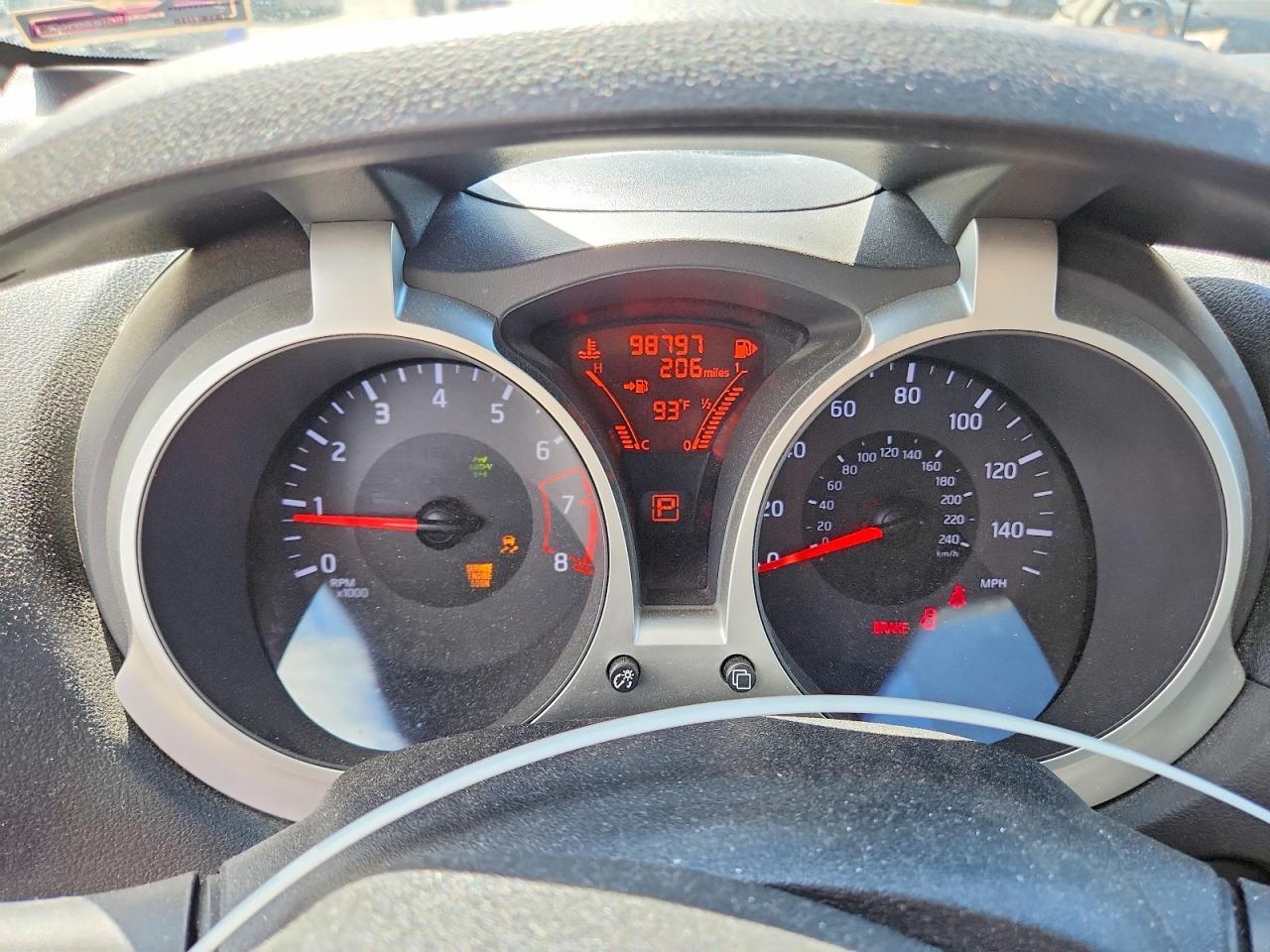 2014 Nissan Juke S - zdjęcie 9