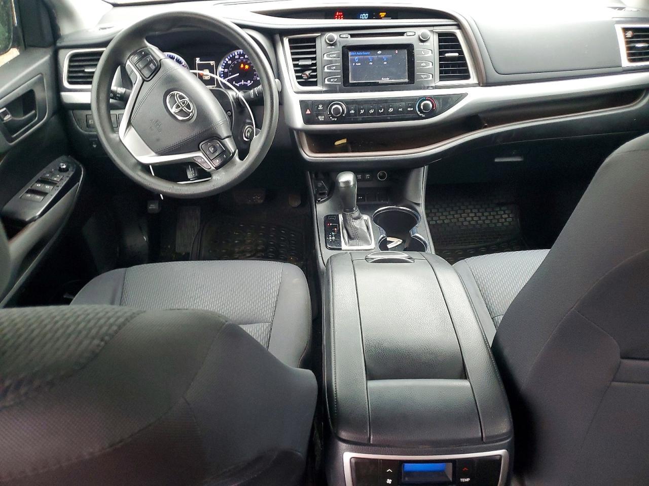 2019 Toyota Highlander Le - zdjęcie 8