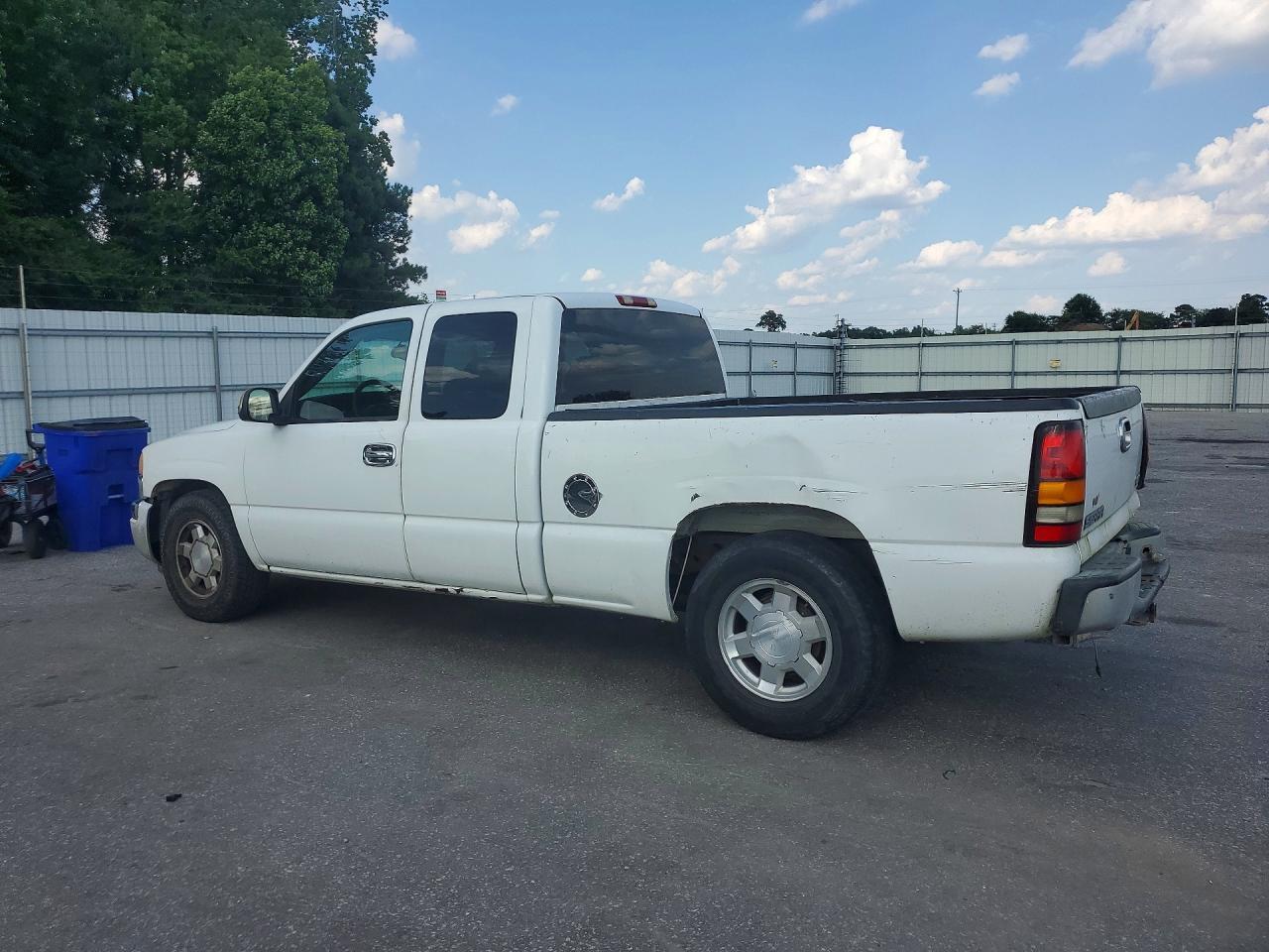 2023 GMC New Sierra C1500 Classic - zdjęcie 2
