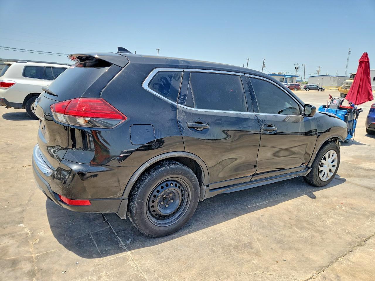 2017 Nissan Rogue S - zdjęcie 3