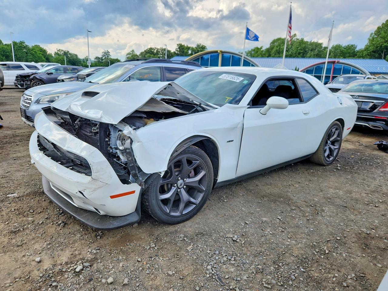 2019 Dodge Challenger R/T - zdjęcie główne
