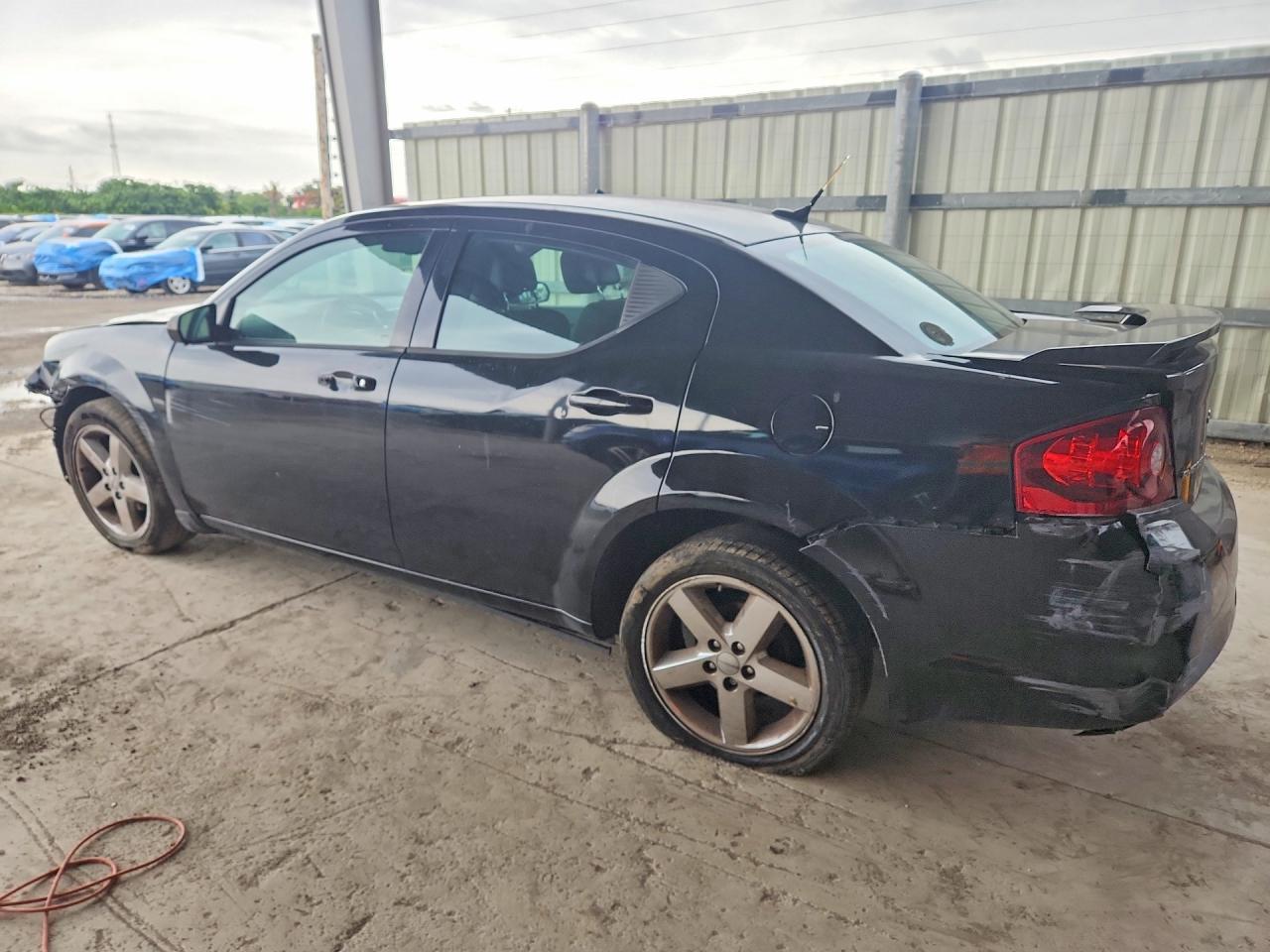 2014 Dodge Avenger Se - zdjęcie 2